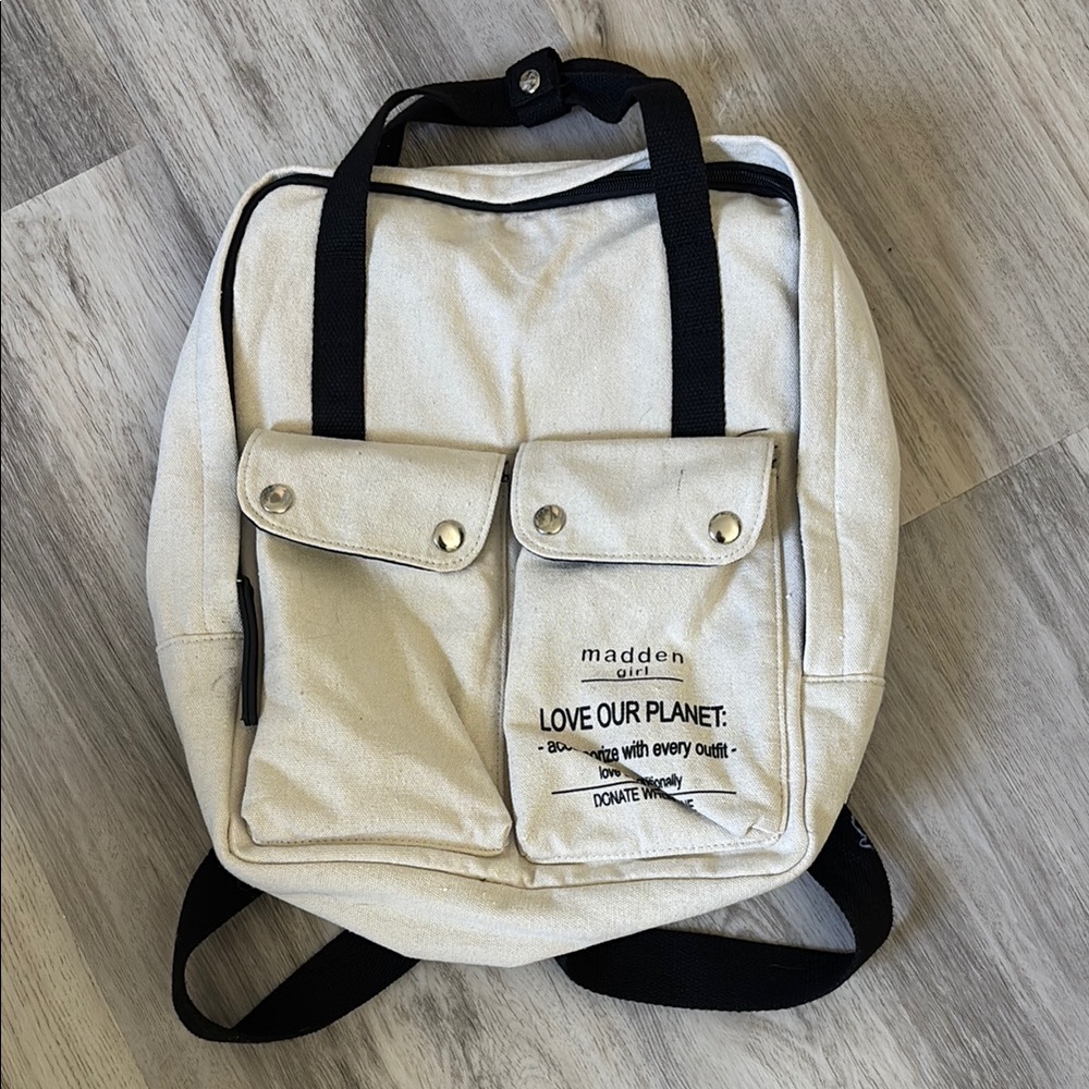 2010s Madden Girl Cream Canvas Backpack with Black Straps
